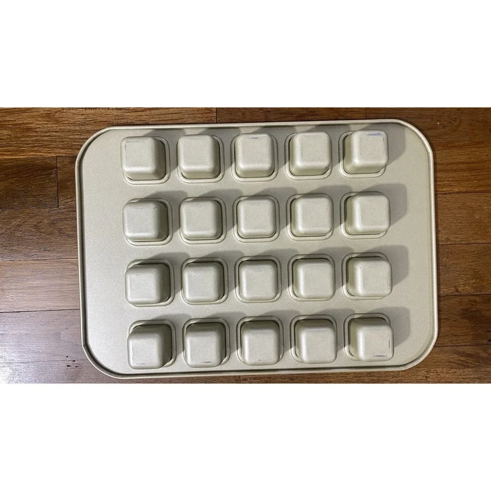 Mini Square Baking Pan 1.75